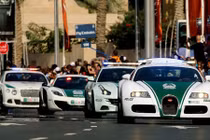 Ngợp với dàn siêu xe đắt nhất thế giới của cảnh sát Dubai 