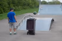 Những màn biểu diễn có một không hai với trái bóng 