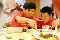 U19 Việt Nam: Ăn 3 triệu/ngày vẫn... yếu