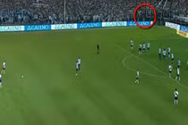 “Bóng ma” xuất hiện trong trận đấu tại giải VĐQG Argentina