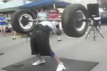 "Cười vỡ bụng" với những pha biểu diễn gây bẽ bàng