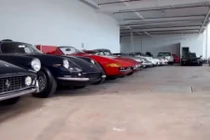 Bộ sưu tập siêu xe 1.400 tỷ của đại gia bí ẩn