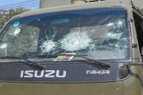 Điều tra vụ xe cảnh sát giao thông bị đập phá