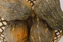 Video: Tác hại khôn lường nếu ăn bí đỏ không đúng cách