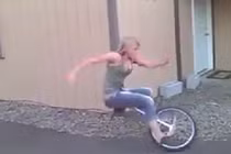 Cái giá phải trả khi chị em thích thể hiện