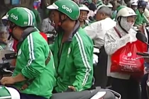 Video: Thực hư chuyện 80% cử nhân chạy Grab, Uber ​