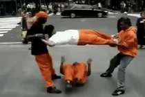 Những trò nghịch dại nguy hiểm nhất hành tinh