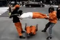 Những trò nghịch dại nguy hiểm nhất hành tinh