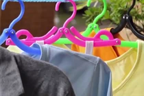 Video: 7 mẹo “thần thánh” giúp giữ quần áo luôn như mới