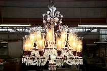 Nghệ thuật làm đèn chùm thủy tinh tinh xảo