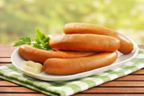 Video: Có gì bên trong một chiếc xúc xích?