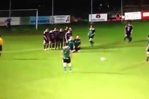 Pha dàn xếp đá phạt bá đạo và cái kết hài hước