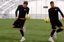 100 cách nhấc bóng khỏi mặt đất không thể bỏ qua