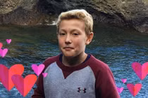 Bị bạn gái lừa giả chết, bé trai 11 tuổi tự tử 