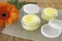 Cách làm nước hoa khô thơm mê mẩn tại nhà