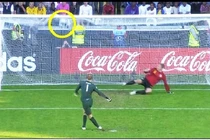 Top 20 pha đá penalty thành công đáng nhớ của các thủ môn