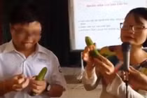 Clip: Cô giáo hướng dẫn học sinh sử dụng bao cao su