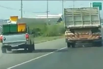 Thót tim màn tạt đầu như chỗ không người của xe tải