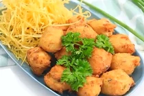 Cách làm món cá viên chiên sốt mắm me