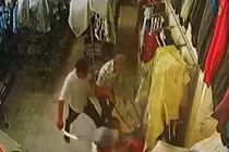 Video: Hai nhóm côn đồ hỗn chiến bằng vũ khí nóng