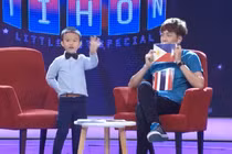 Thán phục bé 4 tuổi nhớ vanh vách tên nhiều quốc gia