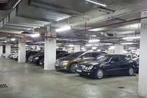 Hà Nội: Choáng váng gửi ôtô ở bãi "dát vàng" 180 triệu đồng/năm