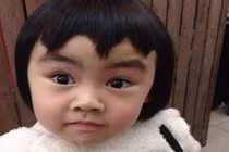 Loạt nhóc tỳ “bá đạo” khiến dân mạng không thể nhịn cười