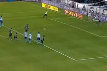 Top 10 cầu thủ bắt bóng hay như thủ môn