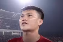 Công Vinh khóc nức nở gọi điện cho Thủy Tiên vì ĐTVN thua