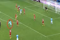 Video: Những cú “nã đại bác” tuyệt đẹp khiến thủ môn “bó tay“