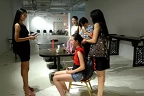 Ngỡ ngàng người mẫu 12 tuổi cao 1m77 với 3 vòng nuột