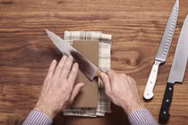 Bí kíp mài dao sắc đơn giản đến không ngờ
