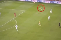 Những pha ghi bàn đẳng cấp nhất thế giới