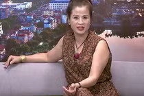 Tiết lộ bí mật về bà trùm Hoa hậu đất Cảng