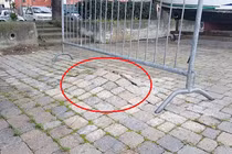 Khó hiểu cảnh vỉa hè phập phồng kỳ quái như đang thở