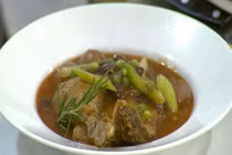 Ngây ngất với món vịt hầm đậu thơm ngon ăn không ngán