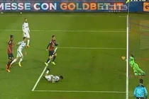 30 pha cứu thua khó tin của thủ môn mùa giải 2016/2017