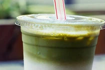 Không cảnh giác, nữ sinh bị hại đời bằng cốc trà sữa