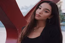 Video: Hot girl gốc Việt 9X nổi bật tại Hoa hậu Hoàn vũ Canada