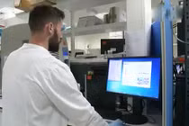 Chẩn đoán ung thư chỉ sau vài giây nhờ công nghệ không tưởng