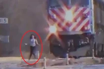 Thót tim những pha thoát hiểm trong tích tắc