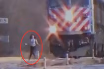 Thót tim những pha thoát hiểm trong tích tắc