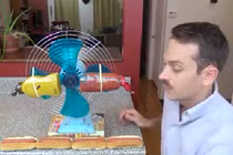 Cách người lười thêm gia vị vào đồ ăn chẳng giống ai