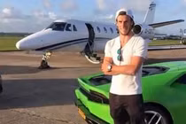 Video: Top 10 ngôi sao bóng đá sở hữu máy bay riêng “siêu khủng“