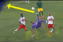 Pha ghi bàn đẹp mắt của các thủ môn khi tấn công