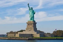 Ngã ngửa trước thông tin Tượng Nữ thần Tự do là... đàn ông