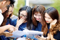 Điểm chuẩn trường top giữa khó tăng cao