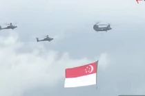 Biệt đội trực thăng Singapore “làm xiếc” tại SEA Games 28