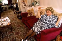 “Má mì” đường dây mại dâm từng xôn xao nước Anh