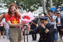 Những màn cầu hôn lãng mạn nhất khiến trái tim tan chảy